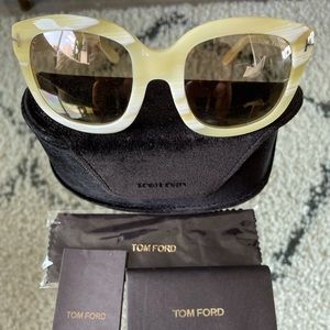 NWT authentic Tom Ford yellow sunglasses